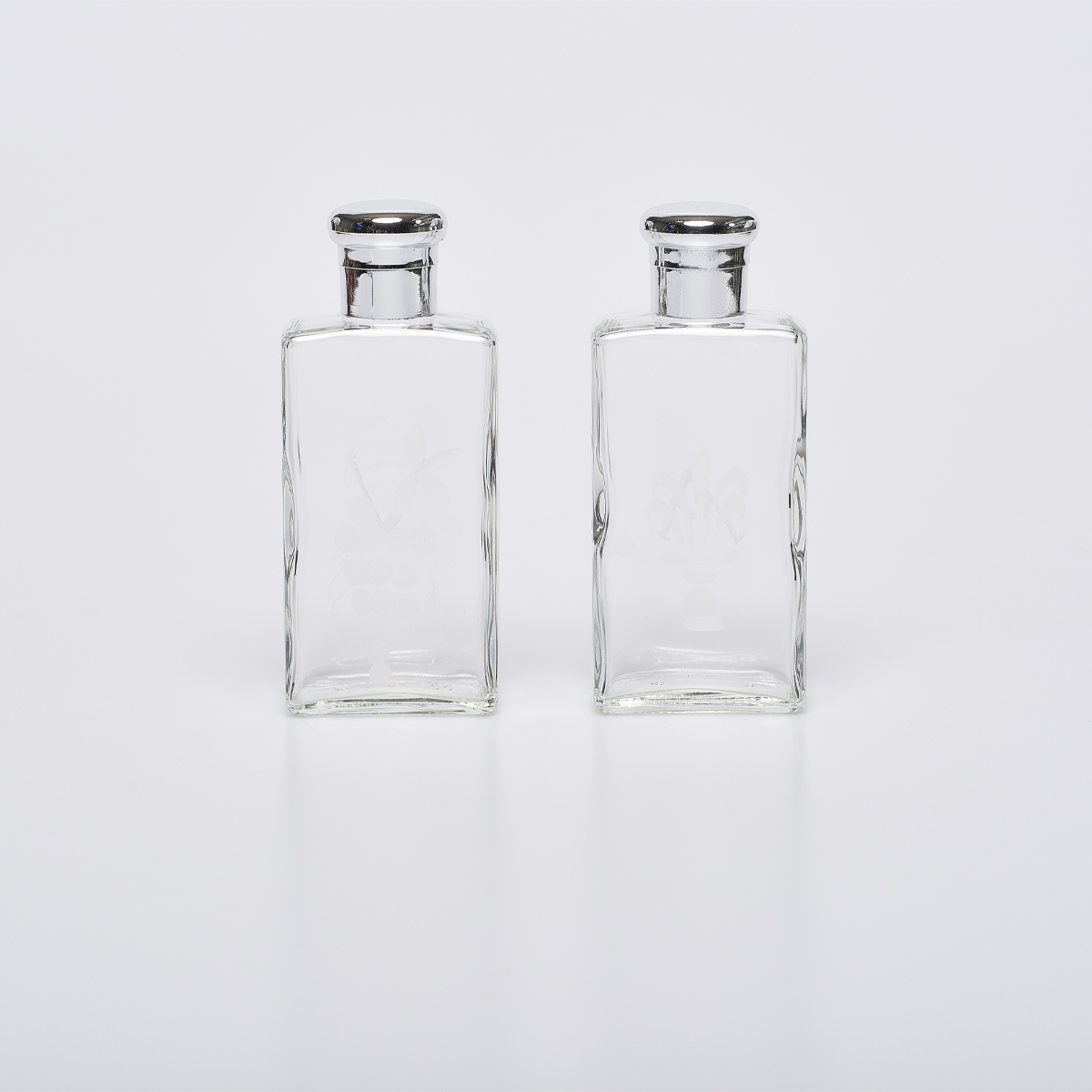 Coppia bottiglie acqua e vino in cristallo con decorazioni - Foto 2